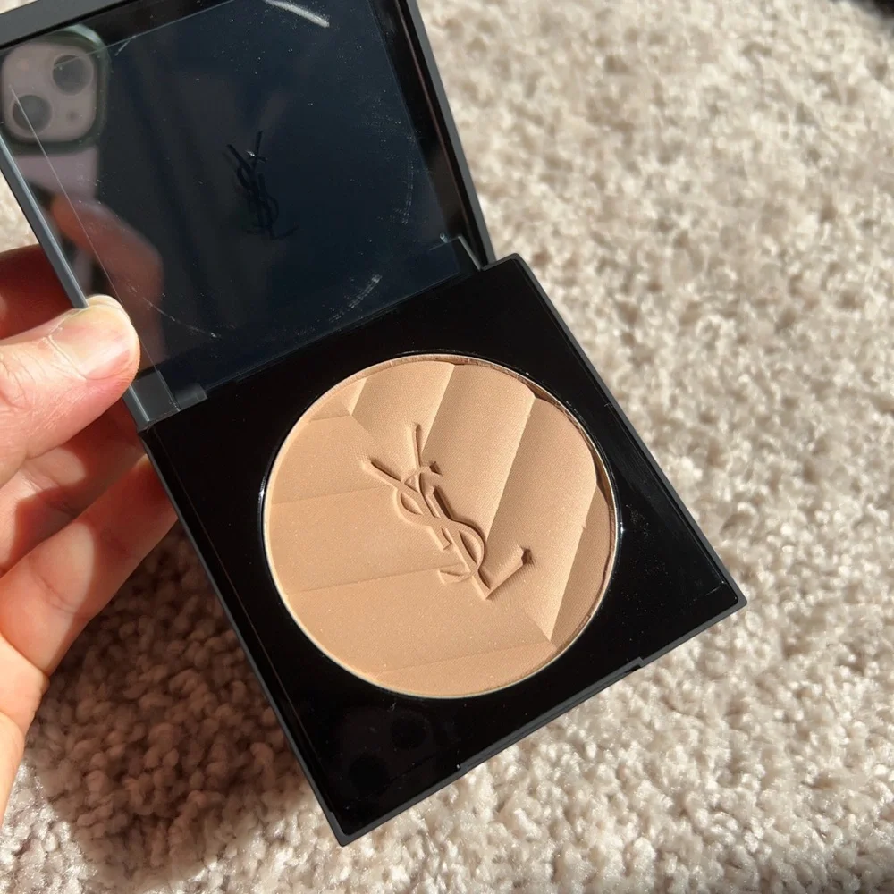 YSL All hours hyper bronze. 01